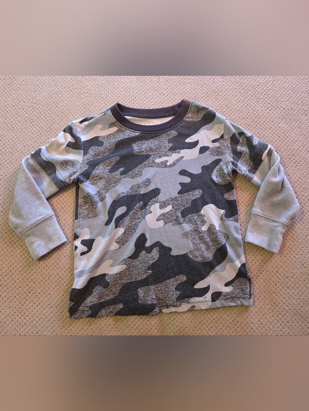 Jumping Beans 2T gray thermal long sleeves with layered camo gray black